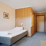 Hotel Heia Gjestegard Grong