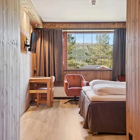 Hotell Heia Gjestegård *