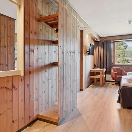 Heia Gjestegård Hotell Grong